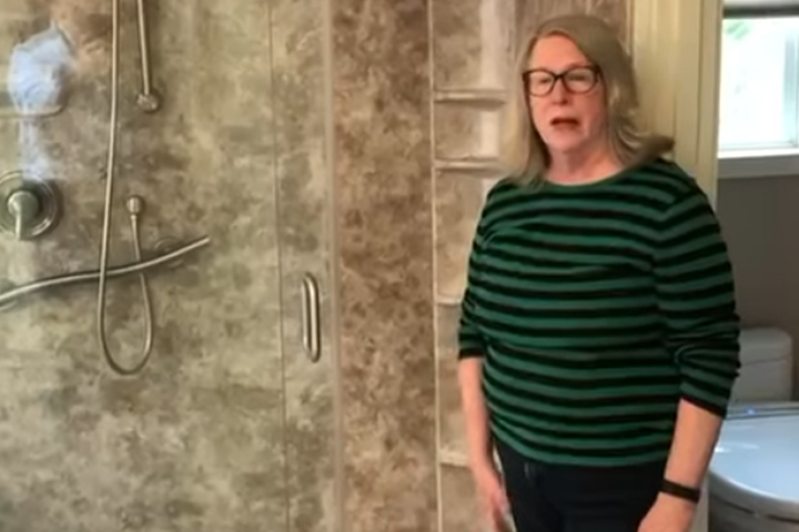 Testominial Video